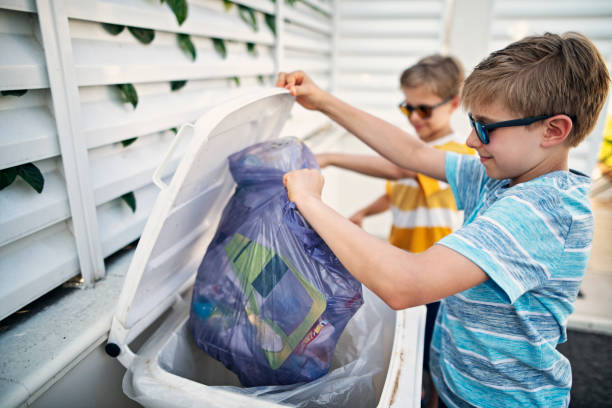 Best Construction Debris Removal  in Roaming Shores, OH